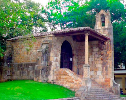 Capilla de Santa Cruz, Cangas de Onís