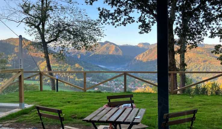 Apartamentos Montes Vindios. Cangas de Onís
